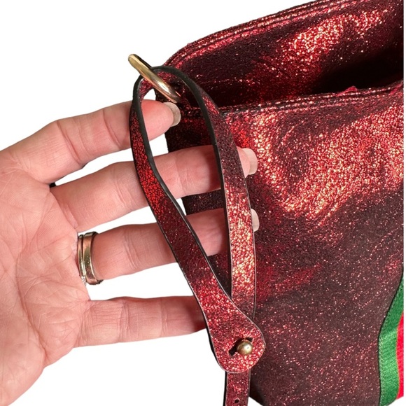 Boutique Red Sparkly Tote Bag w/Racing Stripes - Picture 4 of 8